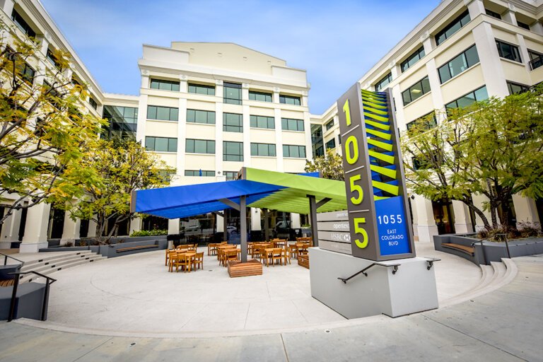 koll center exterior