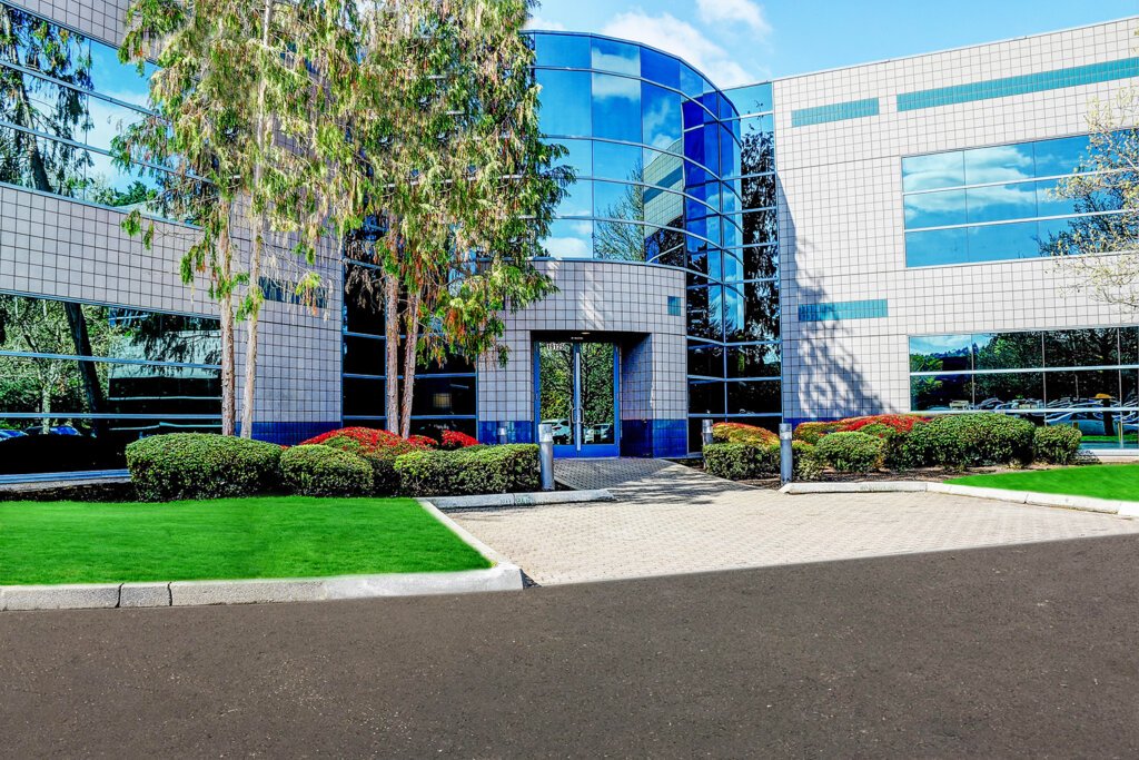 north creek office center exterior